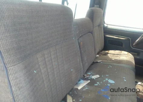 1988 Ford F150 z USA, uszkodzony, nr VIN 1FTDF15N2JNB47001